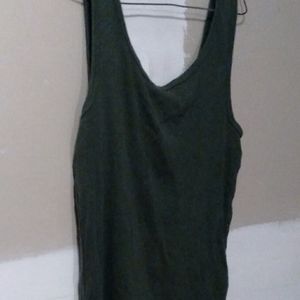 Med  green tank